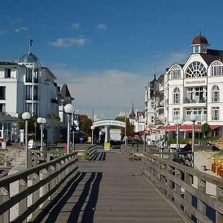 Вилла Ferienhaus Binz Остзебад Бинц